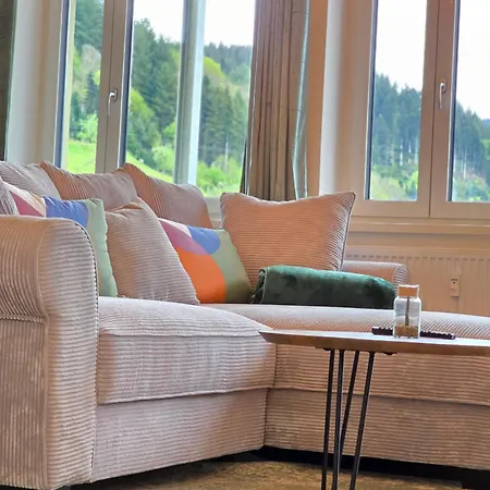 アパート Black Forest -4- I Design I Boxspring I Balkon Mit Ausblick I Parkplatz オーバーハルマースバッハ