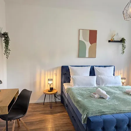 Black Forest -4- I Design I Boxspring I Balkon Mit Ausblick I Parkplatz アパート