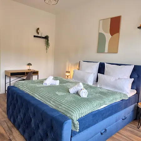 Black Forest -4- I Design I Boxspring I Balkon Mit Ausblick I Parkplatz Oberharmersbach